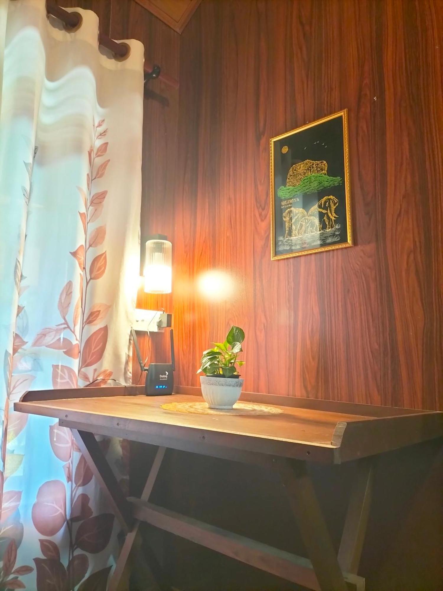 Blue Ocean Tree House Hiriketiya Villa Диквела Екстериор снимка