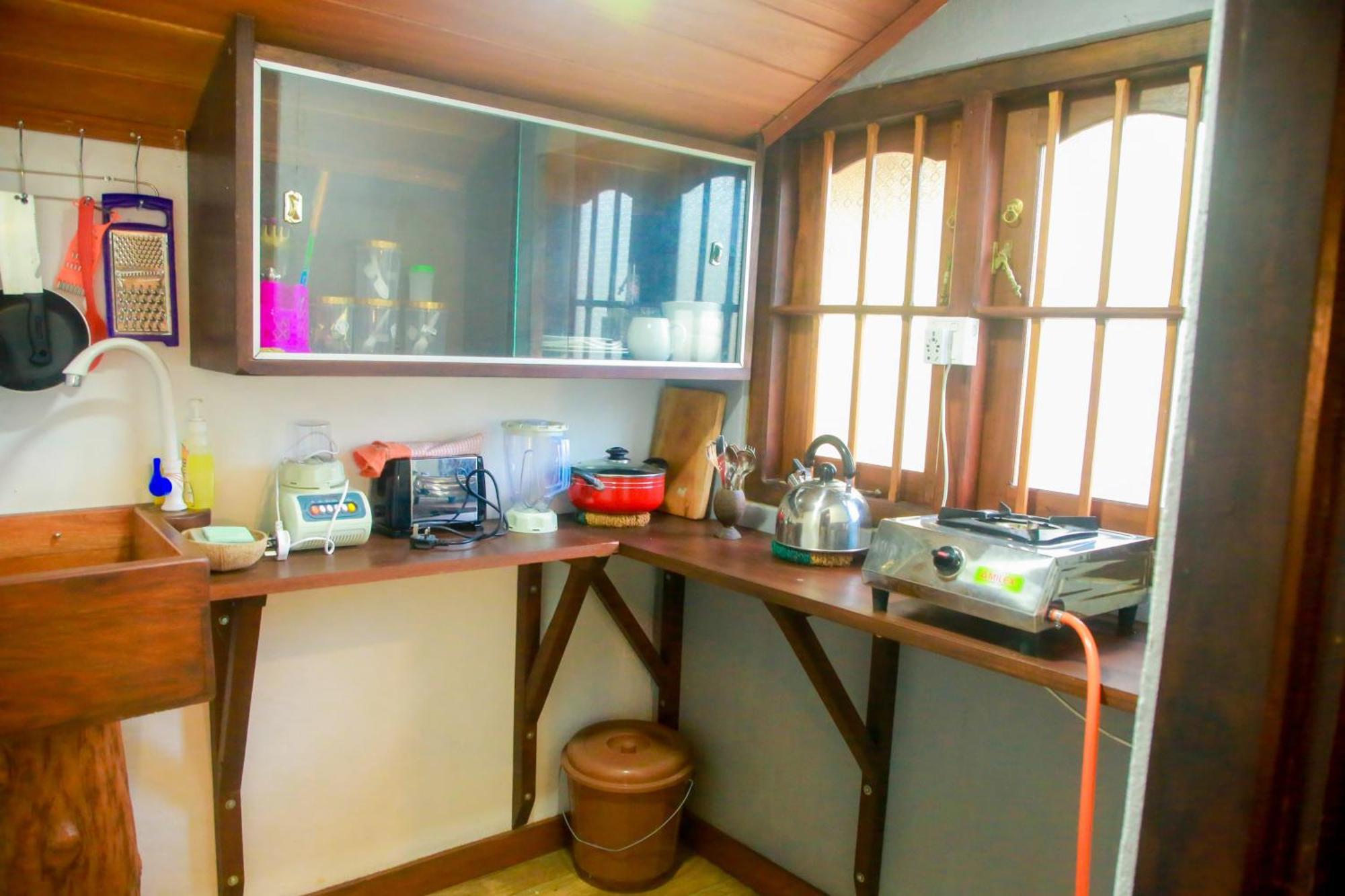 Blue Ocean Tree House Hiriketiya Villa Диквела Екстериор снимка