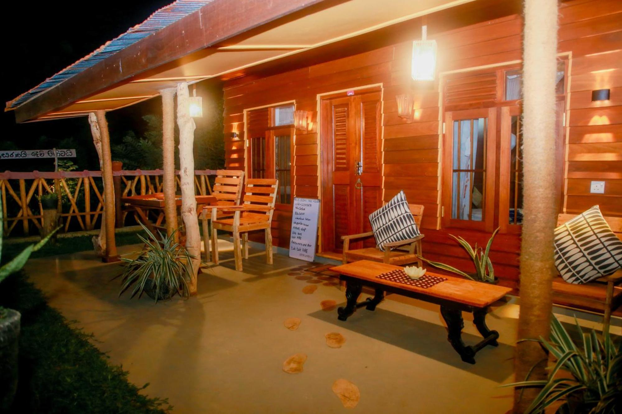 Blue Ocean Tree House Hiriketiya Villa Диквела Екстериор снимка